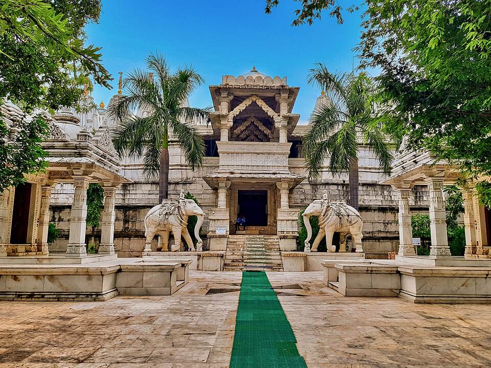 Kumbharia Jain Temples