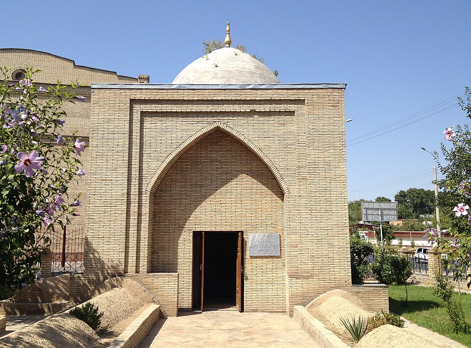 Tomb of Muin Khalfa Baba